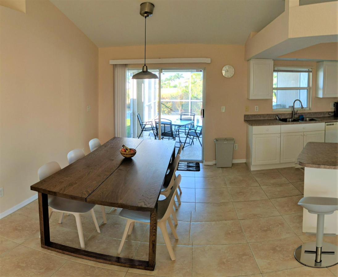 Villa Luhna 3 Bed / 2 Bath Canalfront Heated Pool 珊瑚角 外观 照片